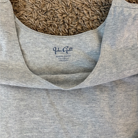 NEW WITHOUT TAGS Brandy Melville Grey Long Sleeve Crop top Scoop Neck - Picture 3 of 4